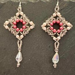 Tudor drop earrings